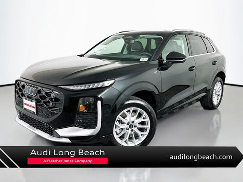 New 2026 Audi Q3 quattro 2.0T AWD/4WD image 1