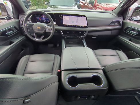 Used 2025 Chevrolet Tahoe LT image 20