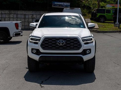Used 2021 Toyota Tacoma TRD Off-Road AWD/4WD image 2