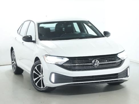 Certified 2024 Volkswagen Jetta Sport FWD image 2
