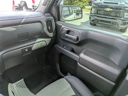 Certified 2023 Chevrolet Silverado 1500 Custom RWD image 16