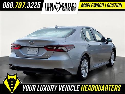 Used 2024 Toyota Camry LE image 4