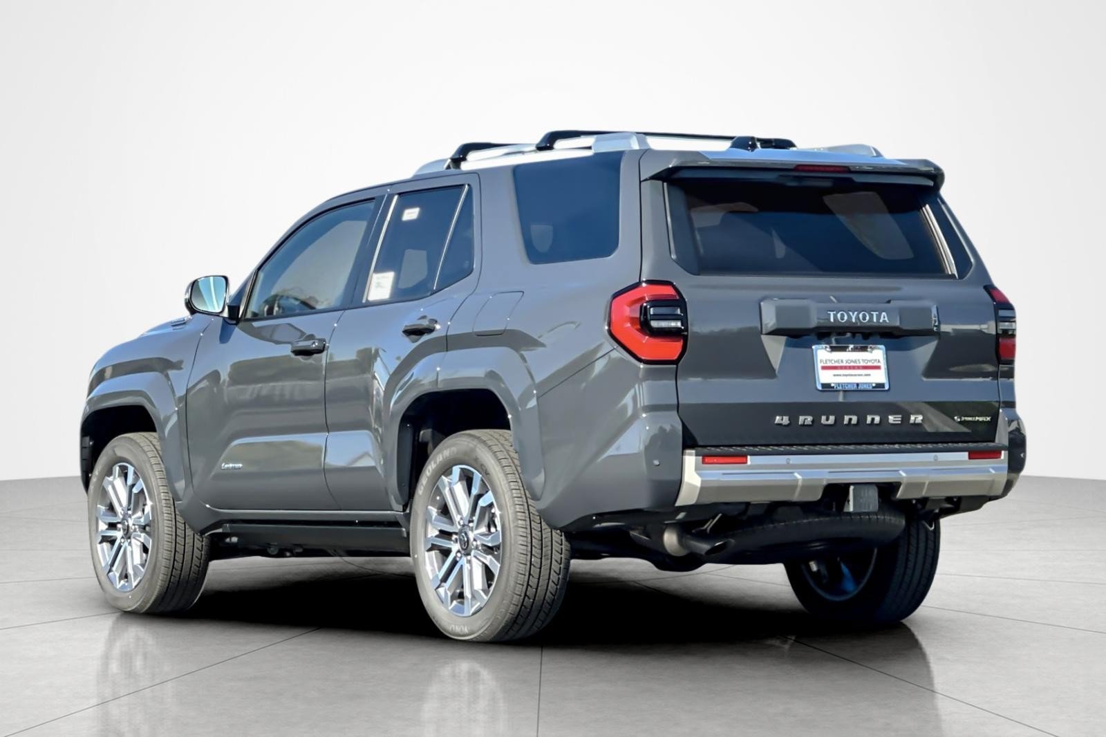 New 2026 Toyota 4Runner Limited w/ Tow Technology Package AWD/4WD image 3