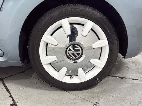 Used 2019 Volkswagen Beetle 2.0T Final Edition SEL image 22