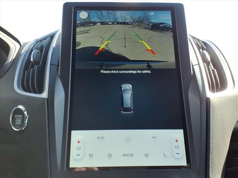 Used 2023 Ford Edge SEL w/ Convenience Package image 17