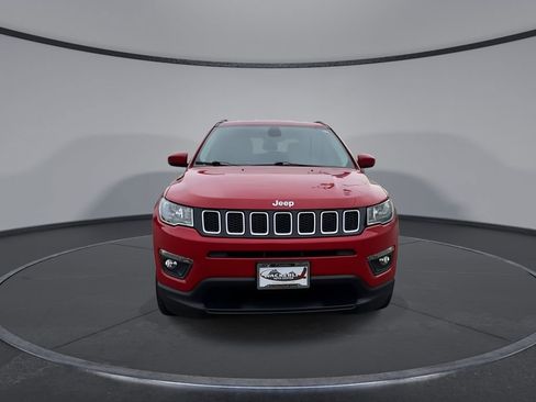 Used 2018 Jeep Compass Latitude w/ Popular Equipment Group image 3