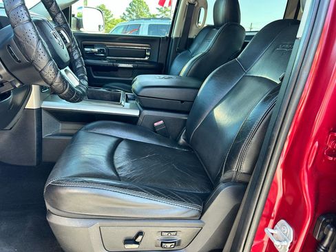 Used 2015 RAM 1500 Laramie w/ Convenience Group image 7