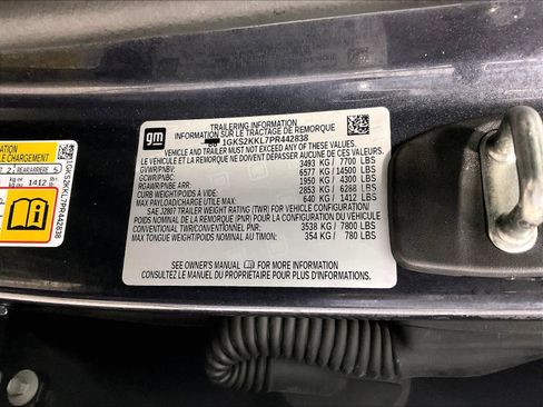 Used 2023 GMC Yukon XL Denali Ultimate image 37