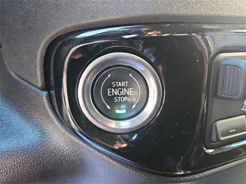 Used 2022 GMC Sierra 1500 Elevation w/ Elevation Premium Package image 17