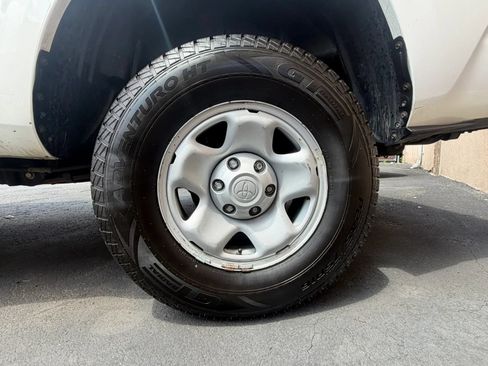 Used 2019 Toyota Tacoma SR RWD image 28
