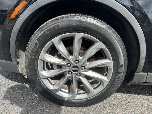 Used 2022 Lincoln Corsair FWD w/ Premium Package image 11