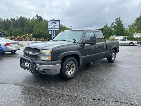 Used 2003 Chevrolet Silverado 1500 W/T RWD image 1