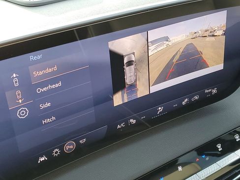 Used 2025 Buick Enclave Preferred w/ Trailering Package, 5000 lbs. image 17