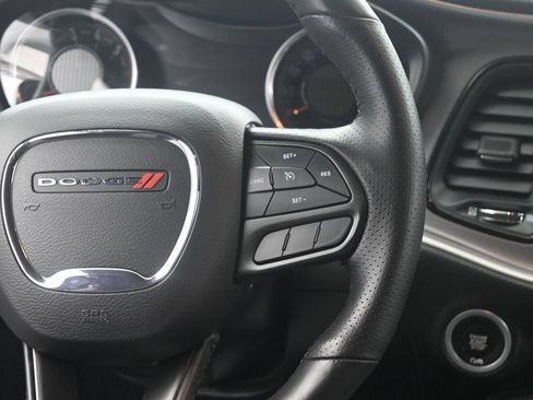 Used 2022 Dodge Challenger R/T Scat Pack RWD image 19