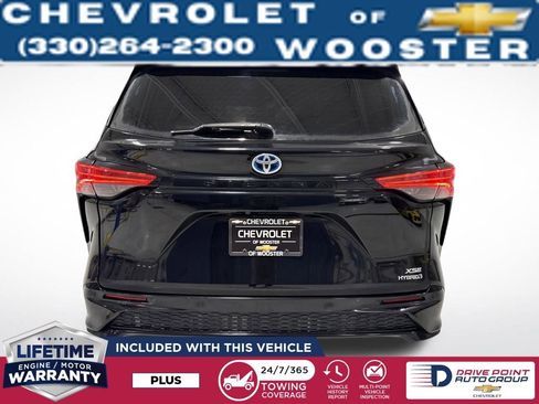 Used 2021 Toyota Sienna XSE image 5