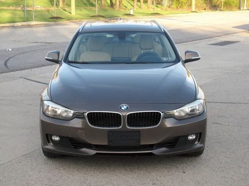 Used 2014 BMW 328i xDrive Wagon image 5