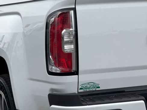 Used 2022 GMC Canyon Denali image 29