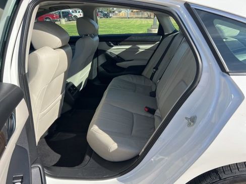Used 2018 Honda Accord EX-L image 15
