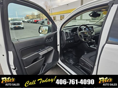 Used 2021 Chevrolet Colorado LT w/ Fleet Safety Package image 16