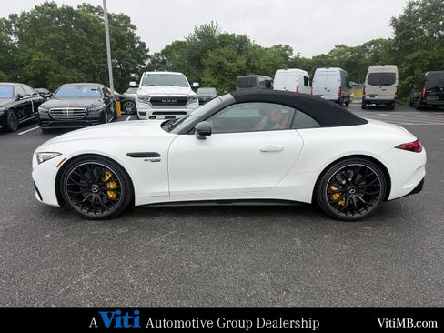 Certified 2022 Mercedes-Benz SL 55 AMG 4MATIC image 11