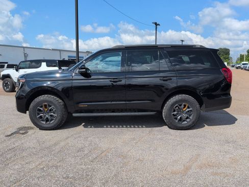 Used 2026 Ford Expedition Tremor AWD/4WD image 2