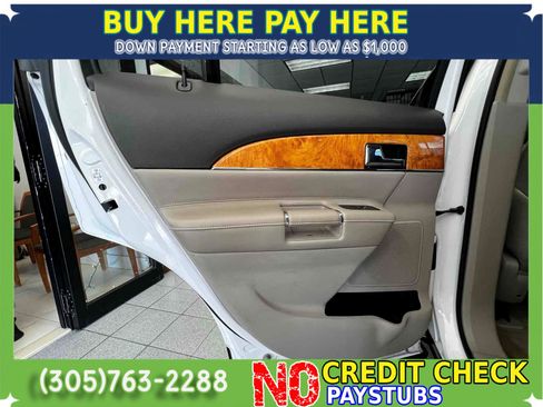 Used 2012 Lincoln MKX FWD w/ Wood Pkg image 23
