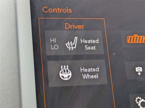 Certified 2023 Jeep Cherokee Altitude Lux image 24