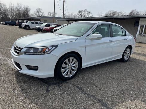 Used 2014 Honda Accord EX image 8