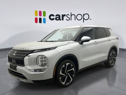 Used 2023 Mitsubishi Outlander SE