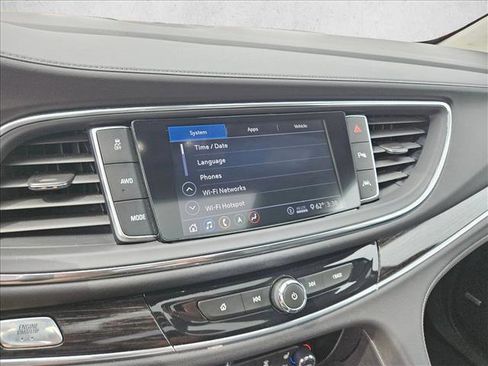 Used 2021 Buick Enclave Avenir w/ Avenir Technology Package AWD/4WD image 19