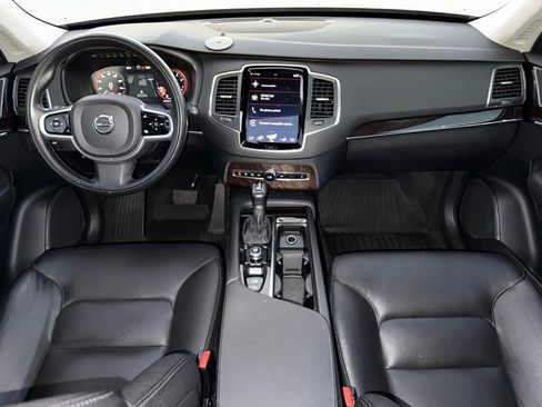 Used 2019 Volvo XC90 T6 Momentum w/ Protection Package Premier image 13