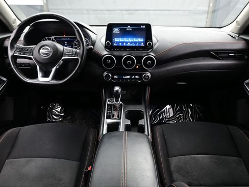 Used 2022 Nissan Sentra SR w/ Midnight Edition image 16