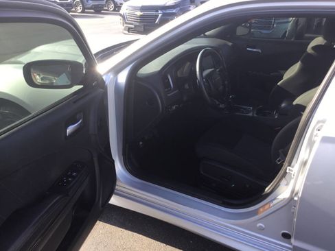 Used 2021 Dodge Charger GT w/ Driver Convenience Group RWD image 4