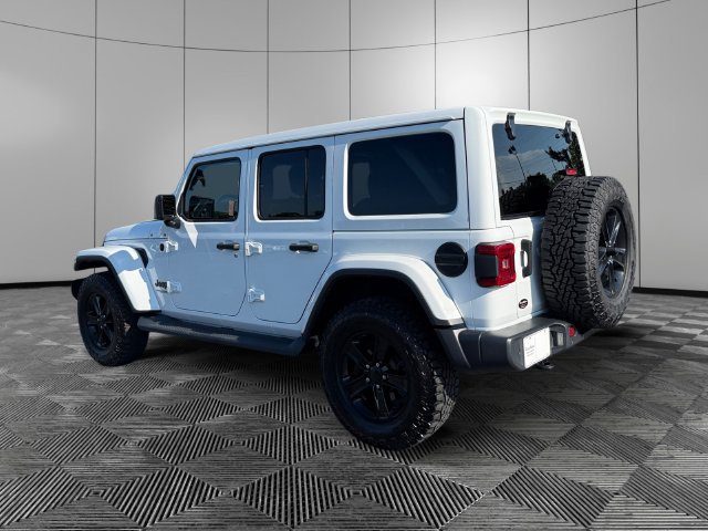Used 2021 Jeep Wrangler Unlimited Sahara AWD/4WD image 3