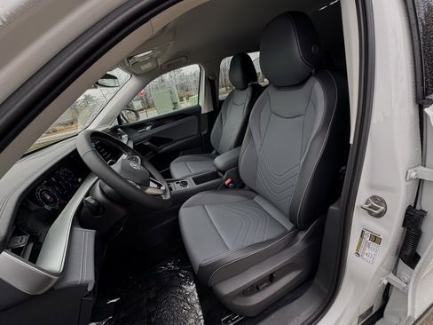 New 2026 Volkswagen Tiguan SE image 19