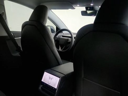 Used 2025 Tesla Model 3 RWD image 38