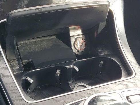 Used 2018 Mercedes-Benz GLC 300 GLC 300 image 31