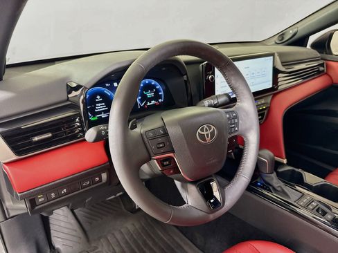 Used 2025 Toyota Camry XSE w/ Premium Package FWD image 9