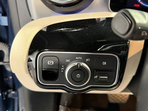 Used 2020 Mercedes-Benz CLA 250 image 23