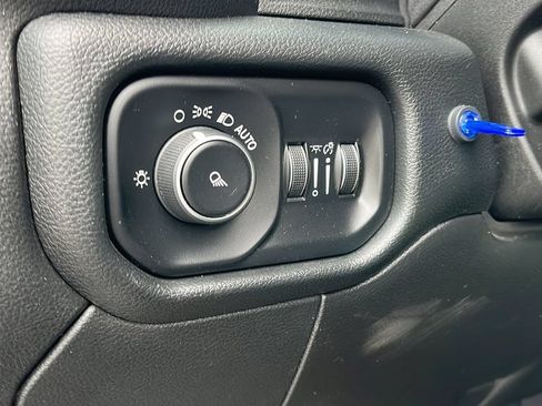 Used 2019 RAM 2500 Big Horn AWD/4WD image 11
