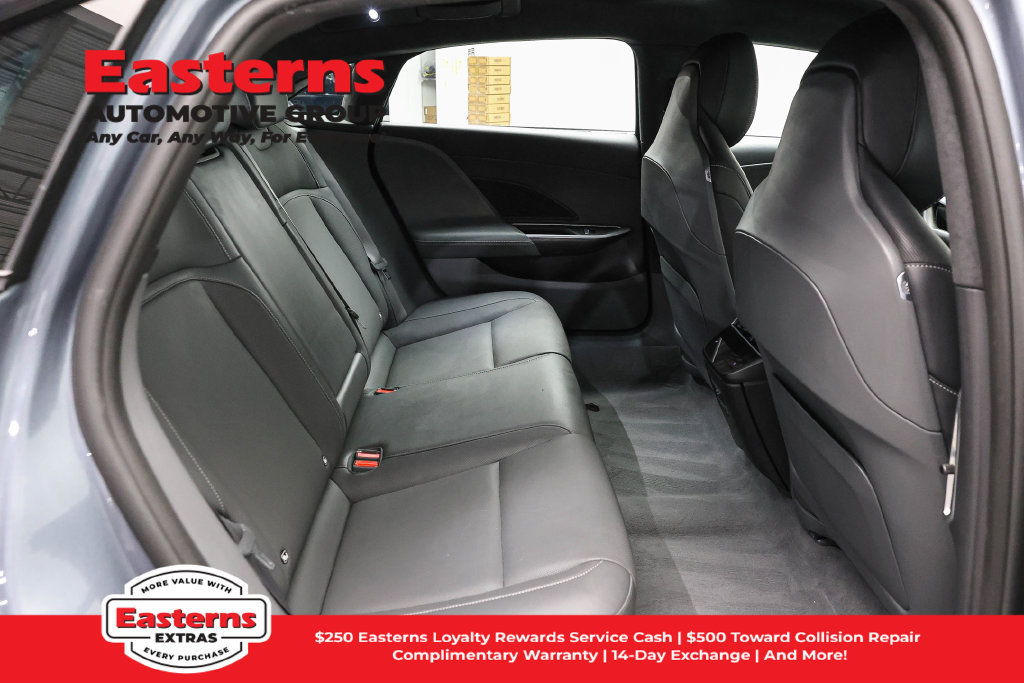 Used 2024 Lucid Air Pure RWD image 23