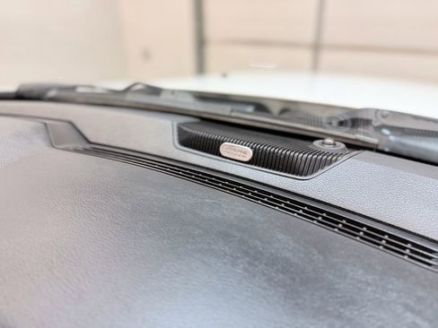 Used 2018 RAM 1500 Laramie Longhorn w/ Convenience Group image 33