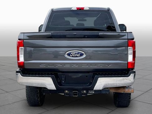 Used 2019 Ford F250 XL w/ STX Appearance Package AWD/4WD image 5