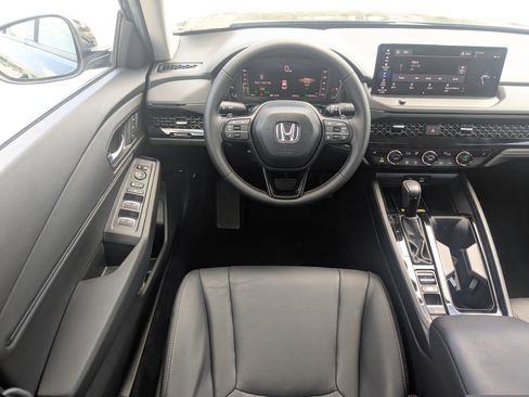 Used 2025 Honda Accord EX-L image 16
