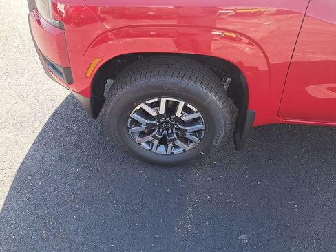 New 2026 Nissan Frontier SV w/ All-Weather Content Package AWD/4WD image 28