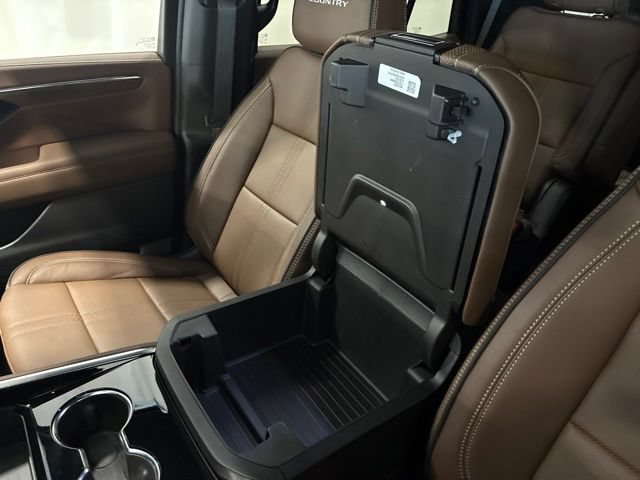 Used 2026 Chevrolet Tahoe High Country w/ Sun And Tow Package AWD/4WD image 33