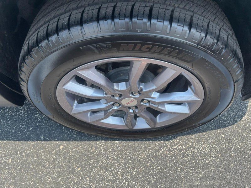 Used 2023 GMC Terrain SLT FWD image 7