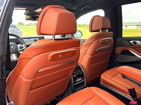New 2027 BMW X7 xDrive40i w/ Executive Package AWD/4WD image 15