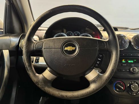 Used 2007 Chevrolet Aveo LT image 12