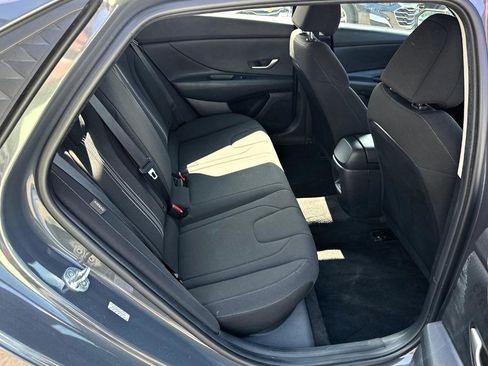 Used 2024 Hyundai Elantra SEL image 25